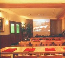 Montana Hotel Meeting