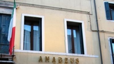 Amadeus Hotel