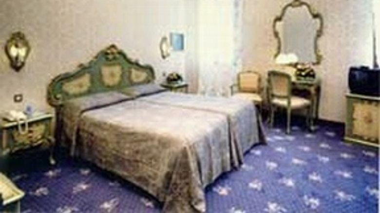 <b>Hotel Montecarlo Venice Room</b>