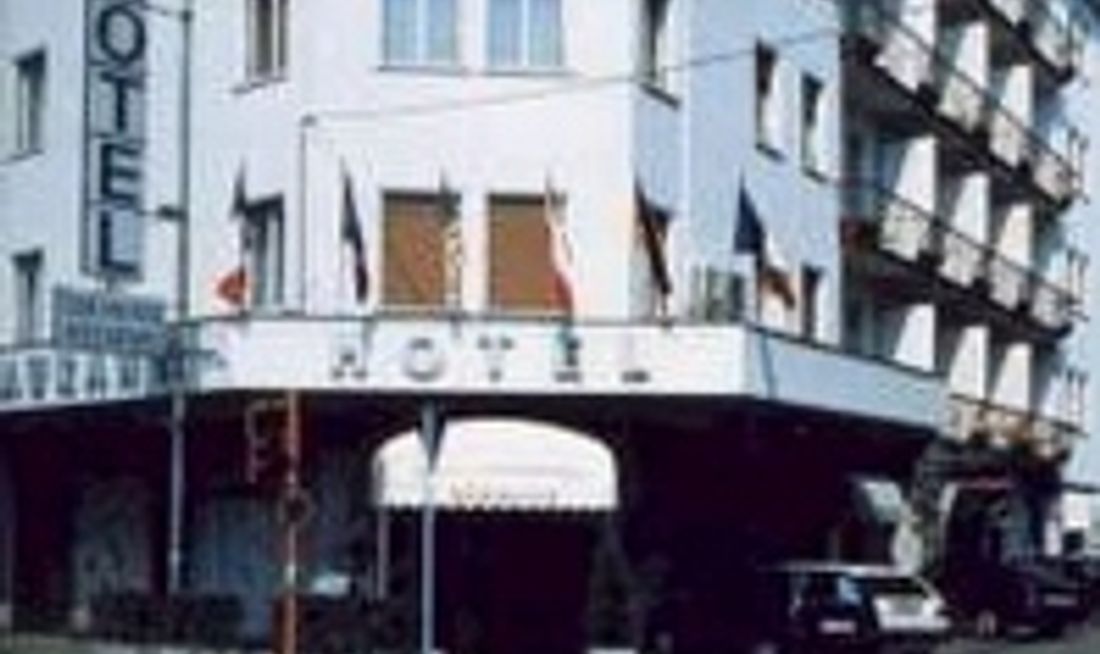 Key Hotel Exterior