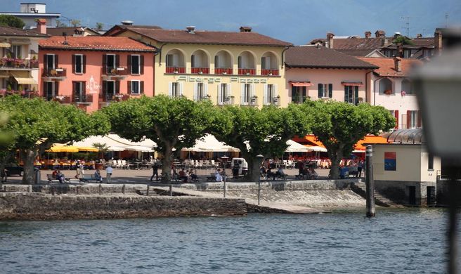 Piazza Ascona Hotel Exterior
