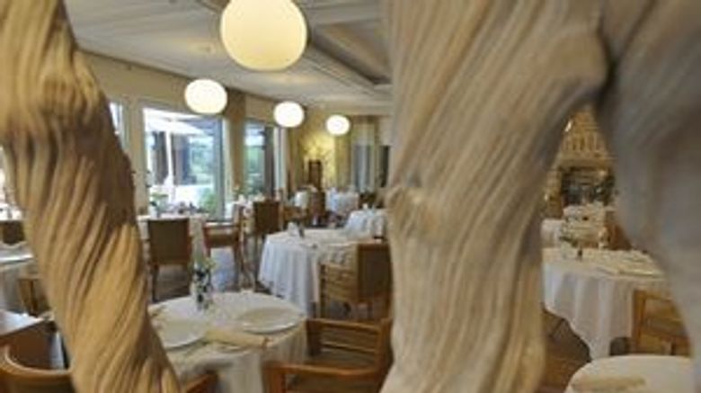 <b>Hotel The Originals Le Manoir du Lys Restaurant</b>