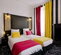 Hotel Peyris Opera Room
