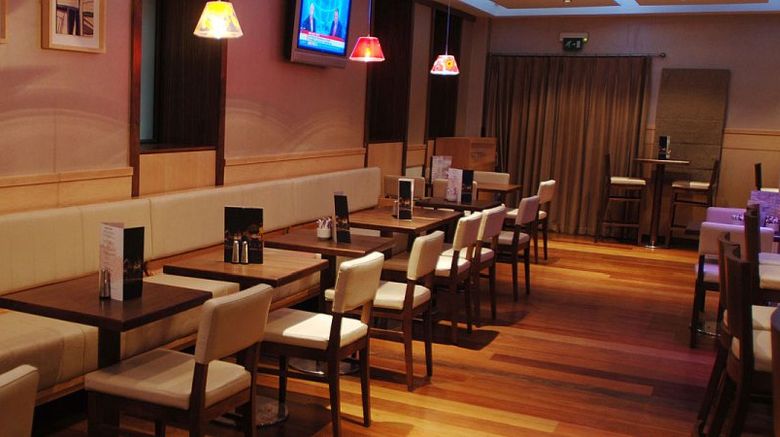 <b>Hibernian Hotel Restaurant</b>