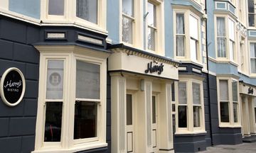 Harrys Hotel