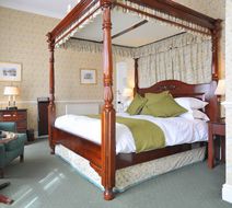 Royal Hotel Suite