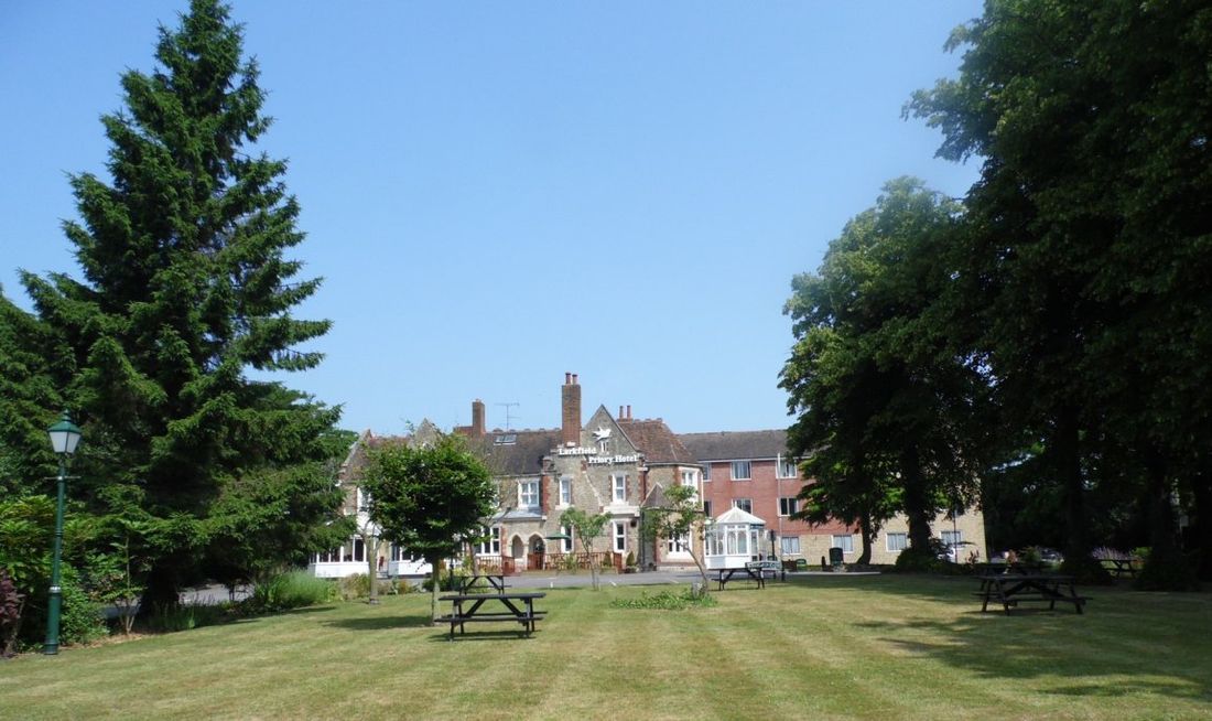 Hamlet Hotel Maidstone Exterior