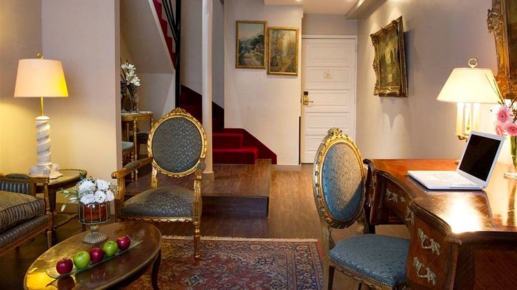 1253 Recoleta Small Hotel Suite