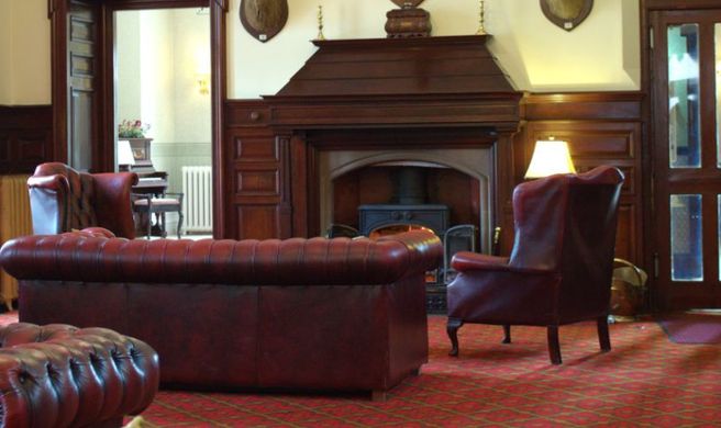 Ledgowan Lodge Hotel Lobby