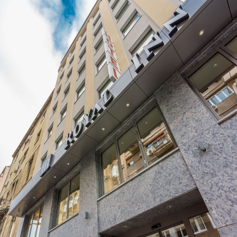 Royal Hotel