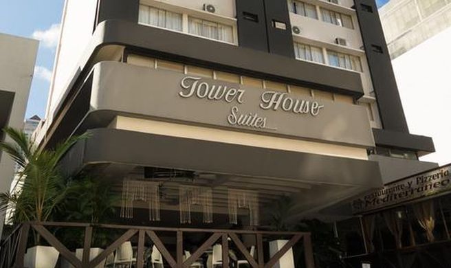 Hotel Tower House Suites Exterior
