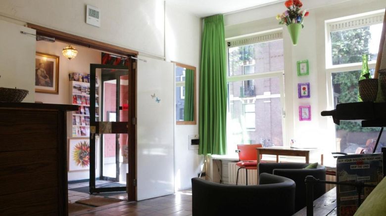 <b>Weber Hotel Lobby</b>
