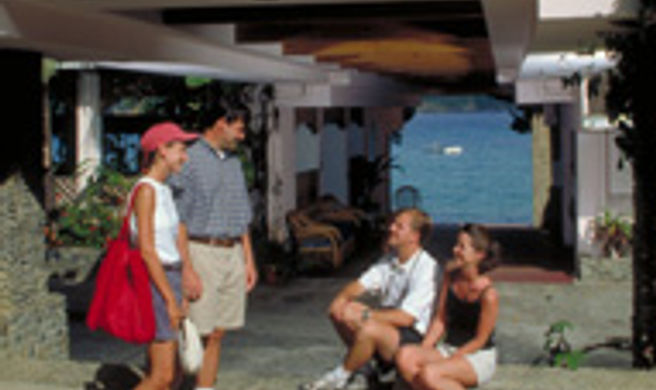 Blue Waters Inn Exterior