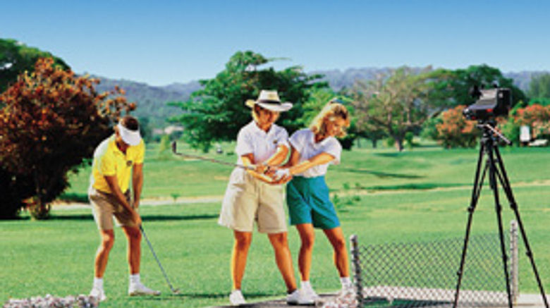 <b>Jewel Runaway Bay Beach and Golf Resort Golf</b>