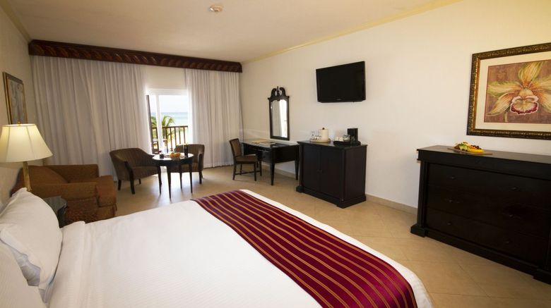 <b>Jewel Runaway Bay Beach and Golf Resort Suite</b>
