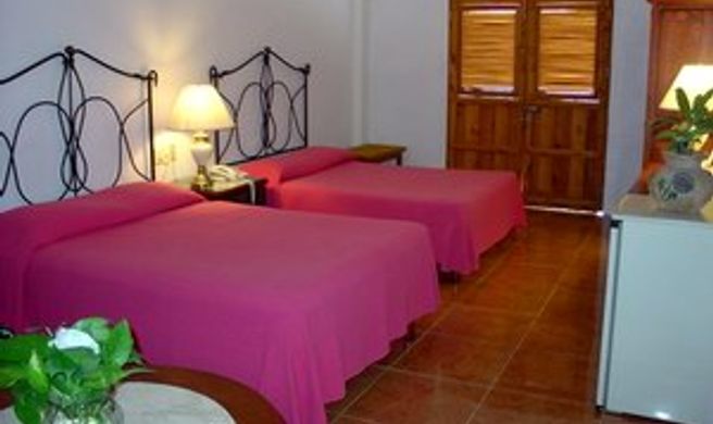 El Meson del Marques Hotel Room