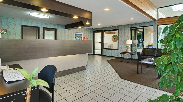 Siesta Suites Lobby