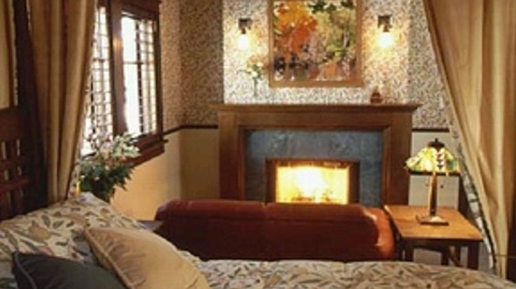 Abigail's Hotel Room