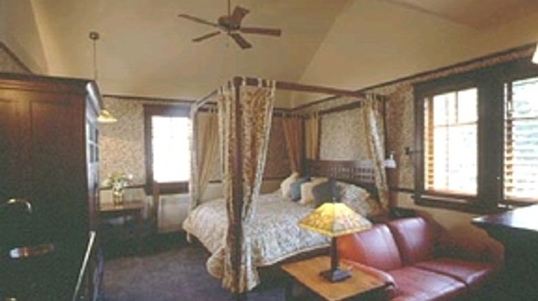 <b>Abigail's Hotel Suite</b>