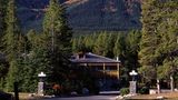 Mountaineer Lodge Exterior