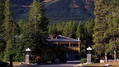 Mountaineer Lodge