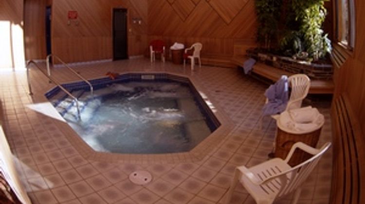 Mountaineer Lodge Pool