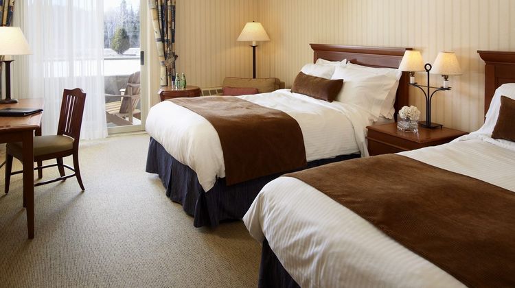 Pinestone Resort Room