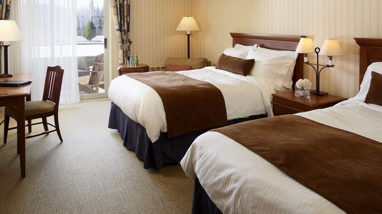<b>Pinestone Resort Room</b>
