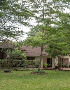 Hunter's Lodge