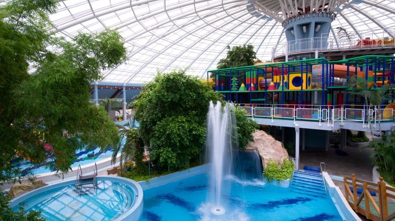 <b>Aquaticum Termal and Wellness Hotel Pool</b> <b>Aquaticum Termal and Wellness Hotel Pool</b>