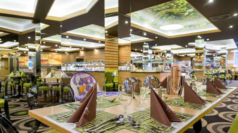 <b>Aquaticum Termal and Wellness Hotel Restaurant</b> <b>Aquaticum Termal and Wellness Hotel Restaurant</b>