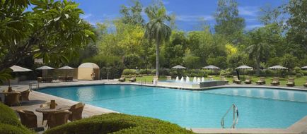 ITC Maurya, a Luxury Collection Hotel Pool