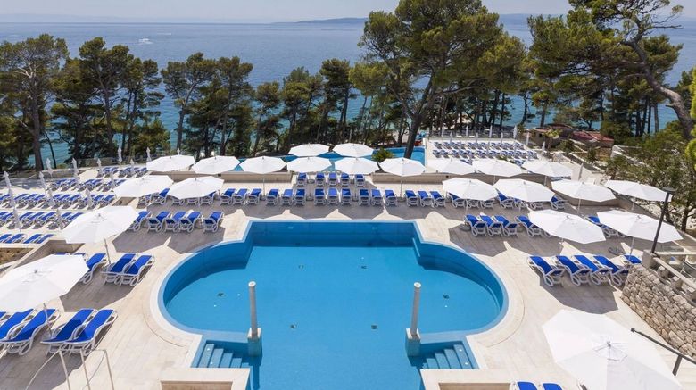 <b>Bluesun Hotel Berulia Pool</b>