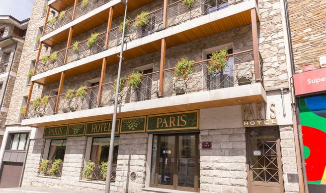 Hotel Paris Exterior