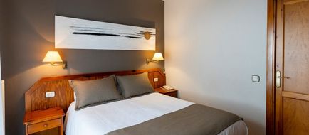 Hotel Paris Room