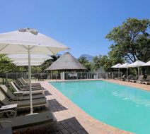 Eight Bells Mountain Inn Pool