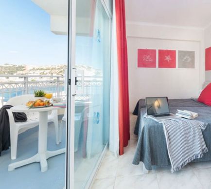 Playas del Rey Hotel Room