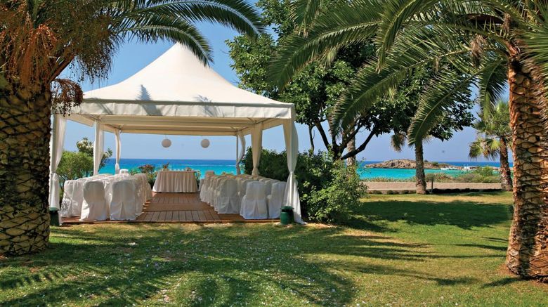 <b>Nissi Beach Hotel Meeting</b>