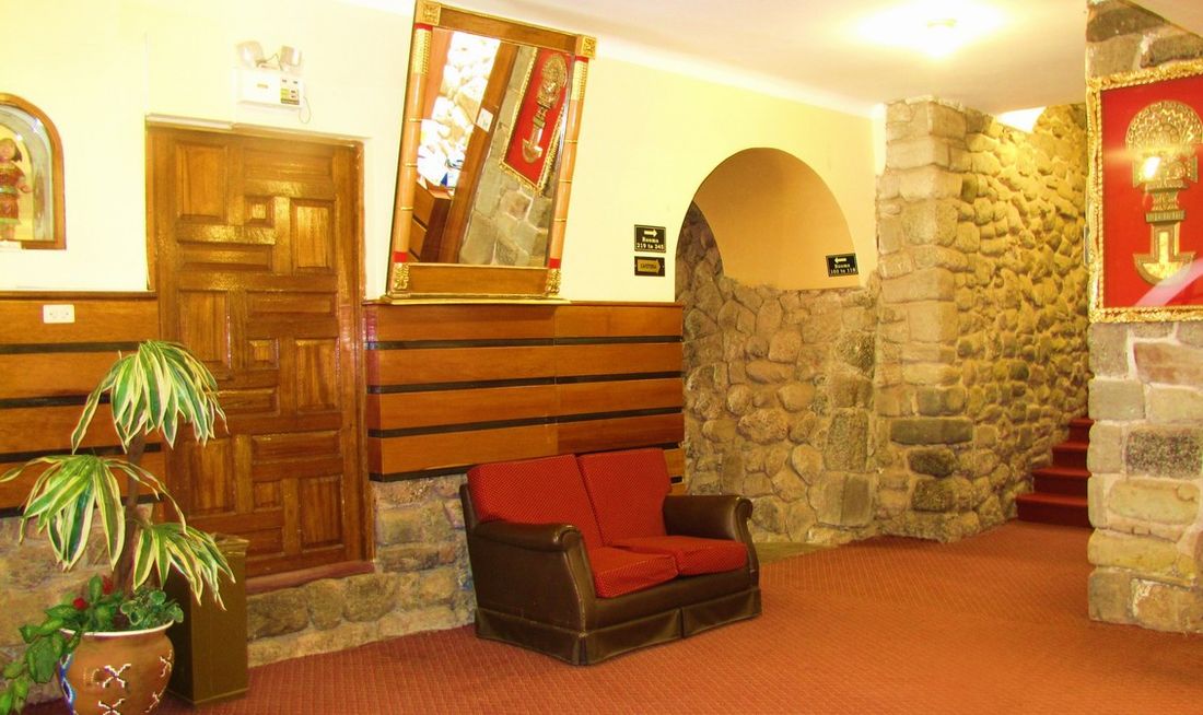 Hotel Cahuide Exterior