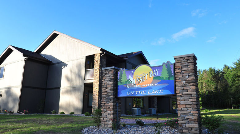 Bakers Sunset Bay Resort Exterior