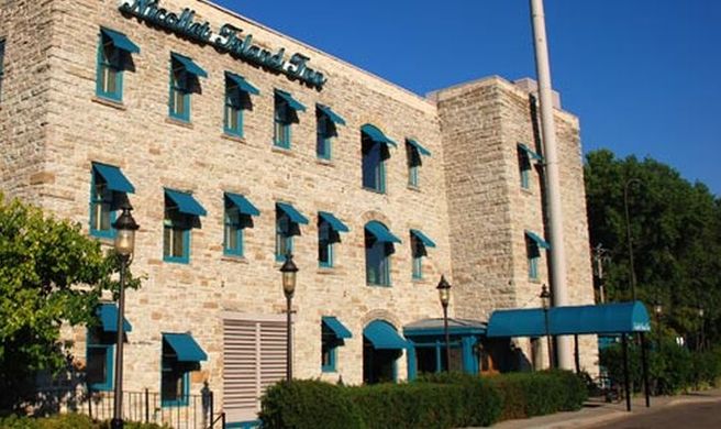 Nicollet Island Inn Exterior