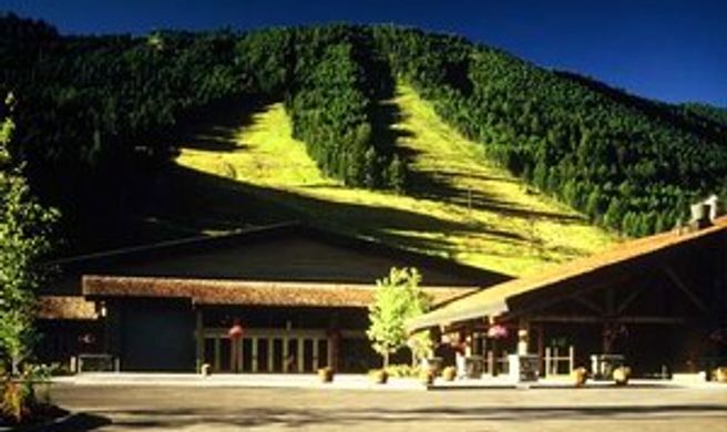 Snow King Resort Hotel Exterior