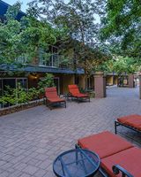 Treasure Mountain Inn