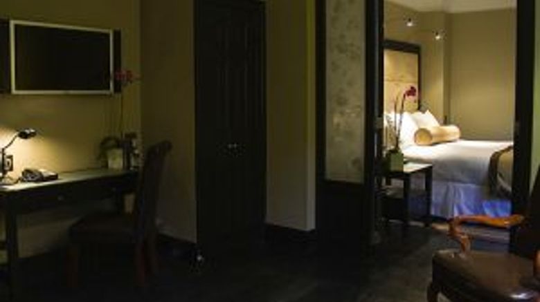 <b>The Mansfield Suite</b>