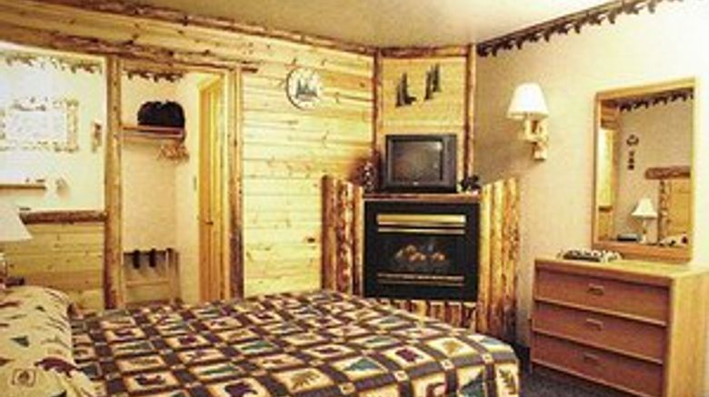 <b>Tahoe Valley Lodge Room</b>