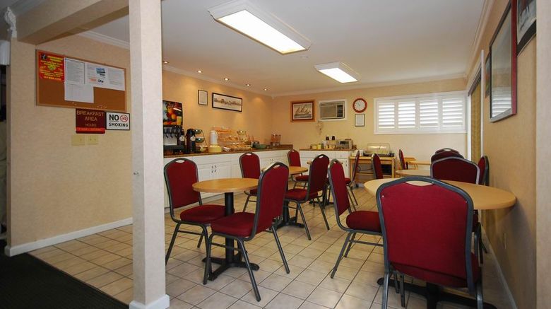 <b>Atlantic Shores Inn and Suites Restaurant</b>