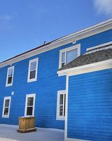 Anchor Inn Hotel & Suites