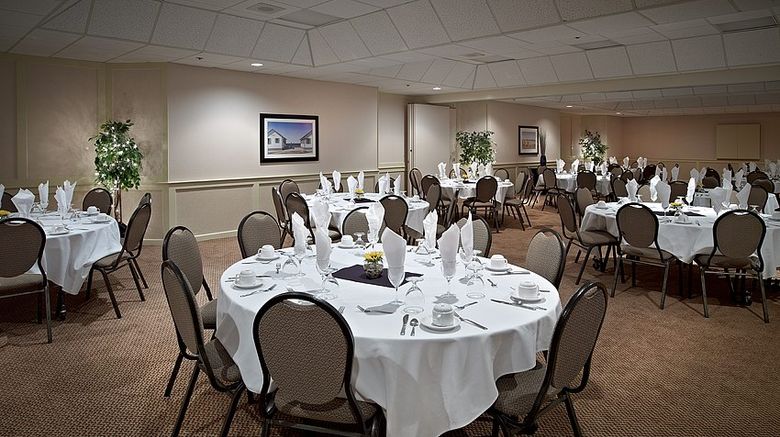 <b>Charlottetown Inn & Conference Center Banquet</b> <b>Charlottetown Inn & Conference Center Banquet</b>