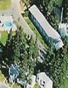 Bay Breeze Motel & Cottages