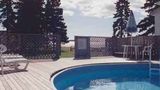 Bay Breeze Motel & Cottages Pool